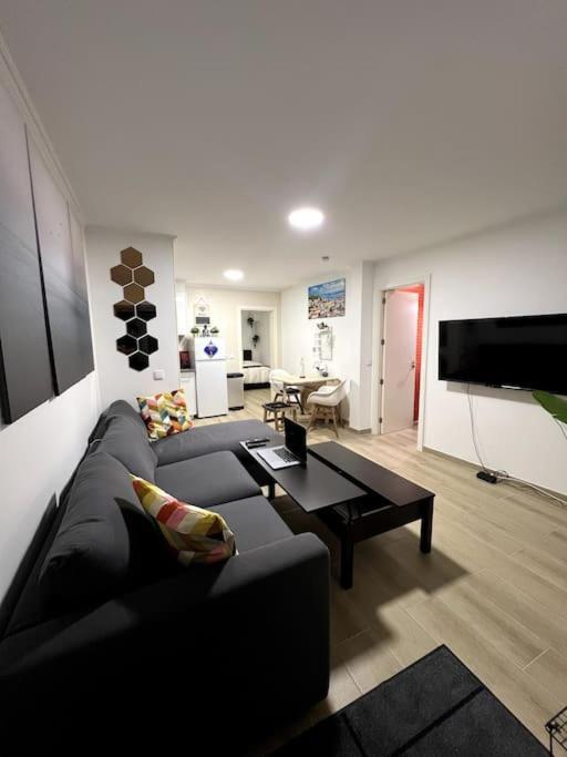 Artistic Digital Getaway - Patio & Great Location! Lisboa Exterior foto